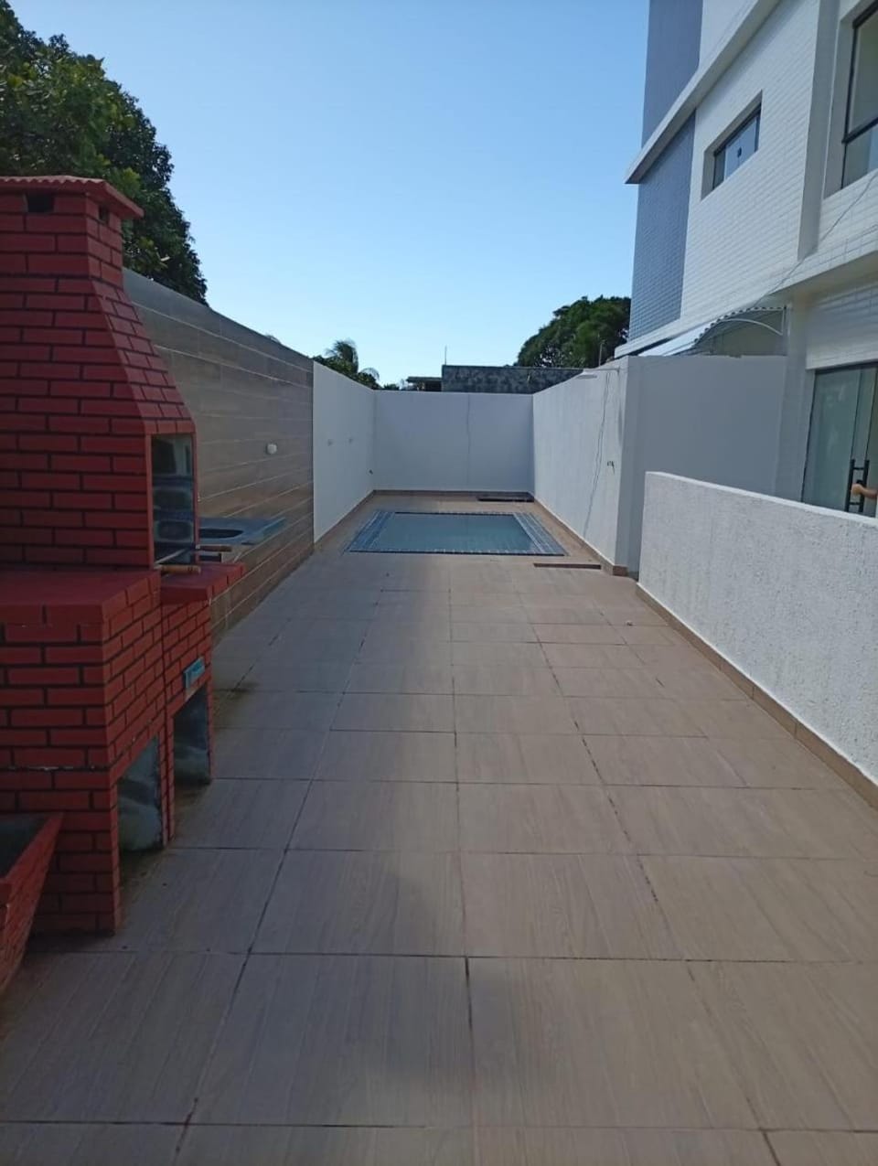 BBQ facilities, Swimming pool