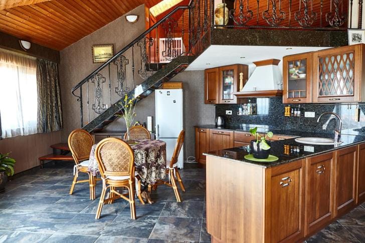 Kitchen or kitchenette