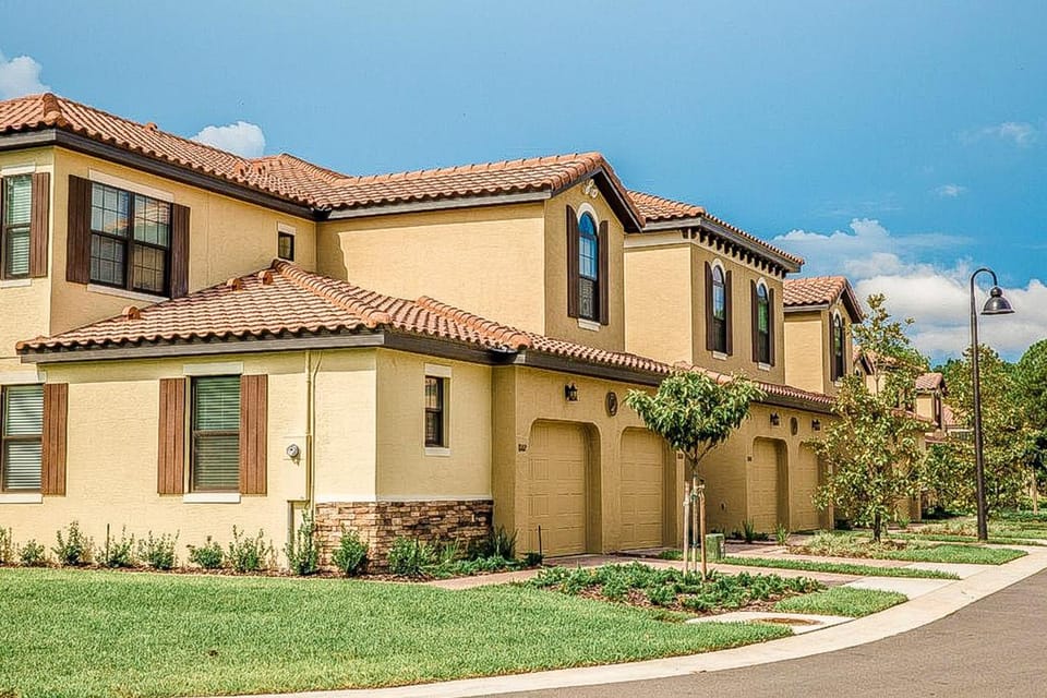Property building, Day, Natural landscape, Garden