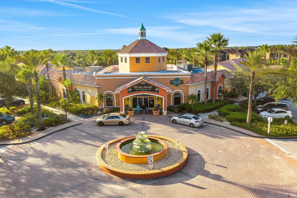 Property building, Bird's eye view, Parking