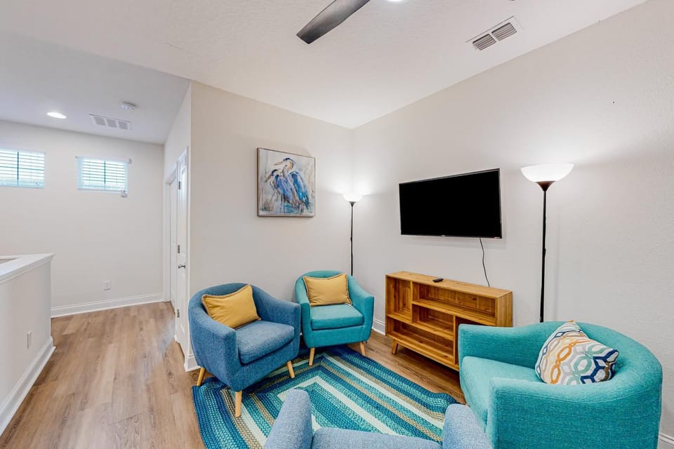 TV and multimedia, Living room, Seating area