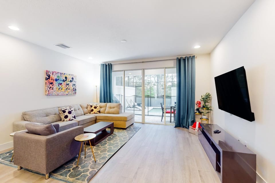 TV and multimedia, Living room, Seating area