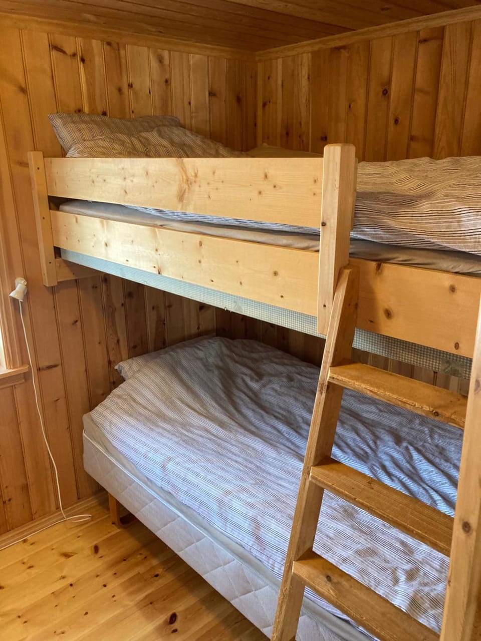 Bed, Bedroom, bunk bed, wardrobe