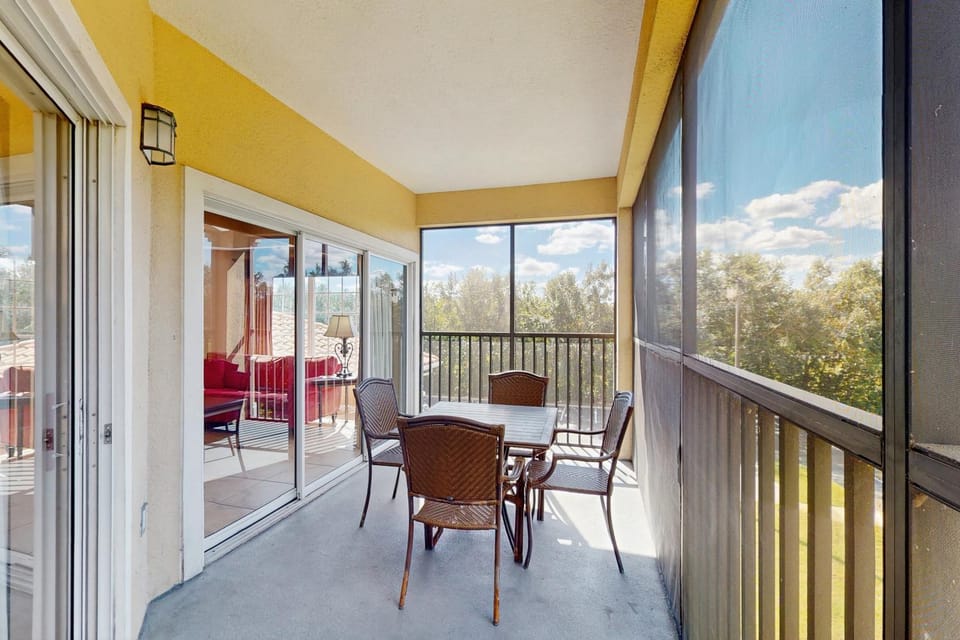 Day, Balcony/Terrace, Seating area