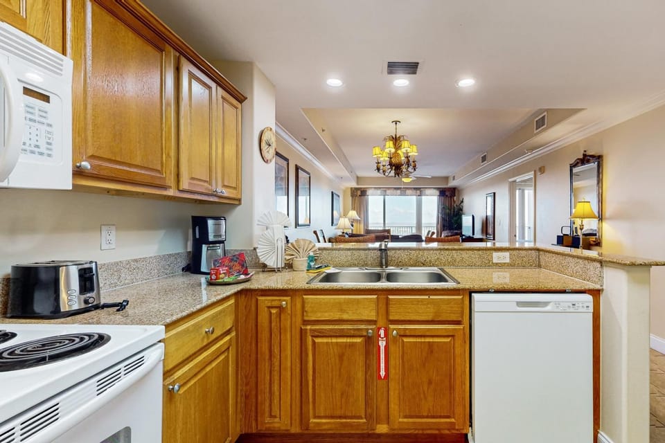 Kitchen or kitchenette, kitchen