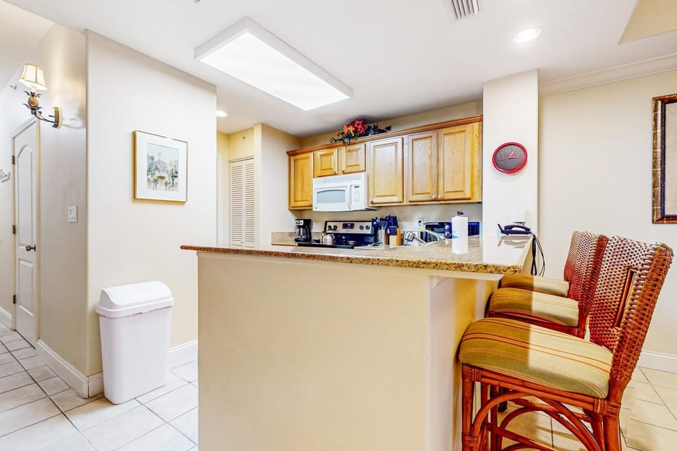 Kitchen or kitchenette, kitchen