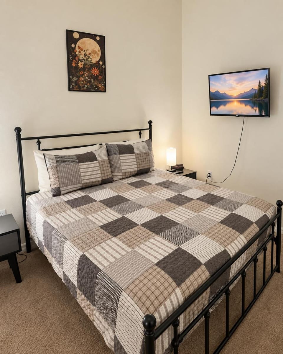 Bed, Bedroom