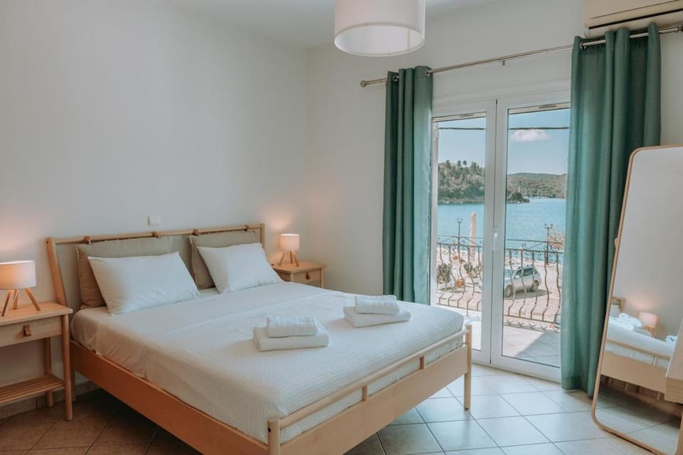 Teal Seafront Home Apartment in Peloponnese, Western Greece and the Ionian