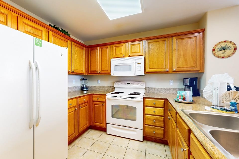 Kitchen or kitchenette, oven, stove, kitchen
