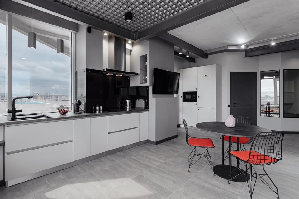 TV and multimedia, Kitchen or kitchenette, Living room, Seating area, Dining area
