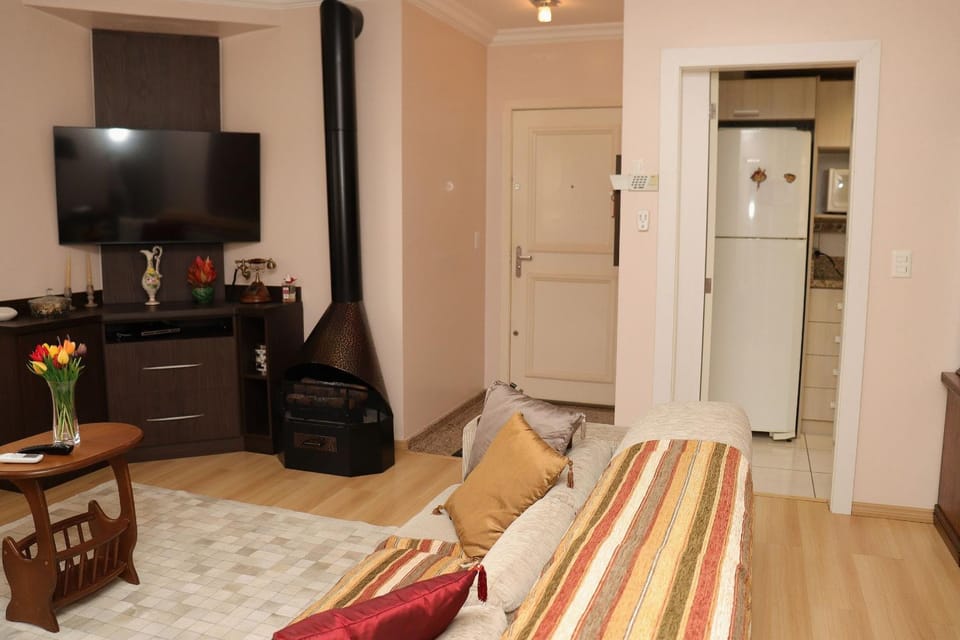 Apto de 3 dormitórios no centro de Canela Apartment in Canela