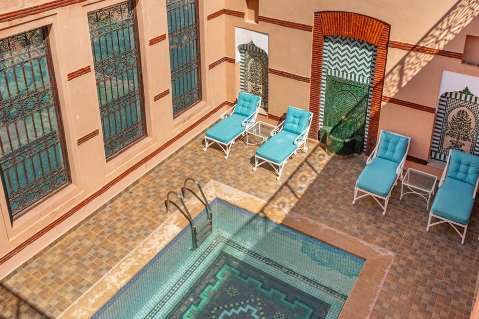 Patio, View (from property/room), Balcony/Terrace, Pool view, Swimming pool, sunbed