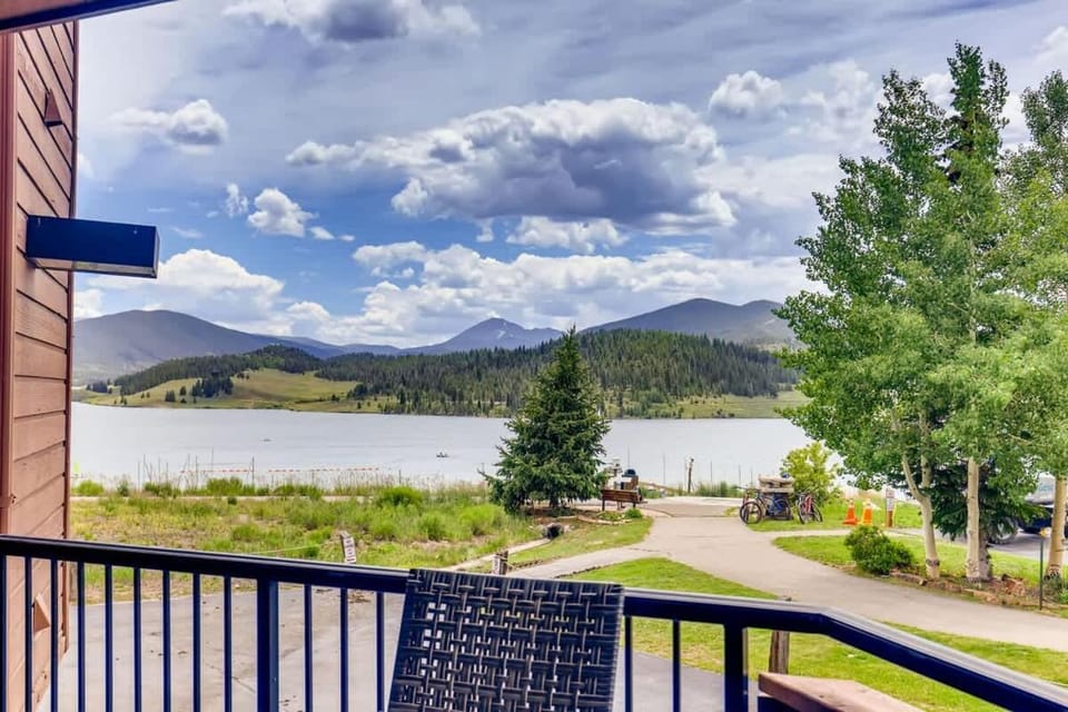 Lake Dillon Ampitheatre Walk to Lake Pool&HT House in Dillon