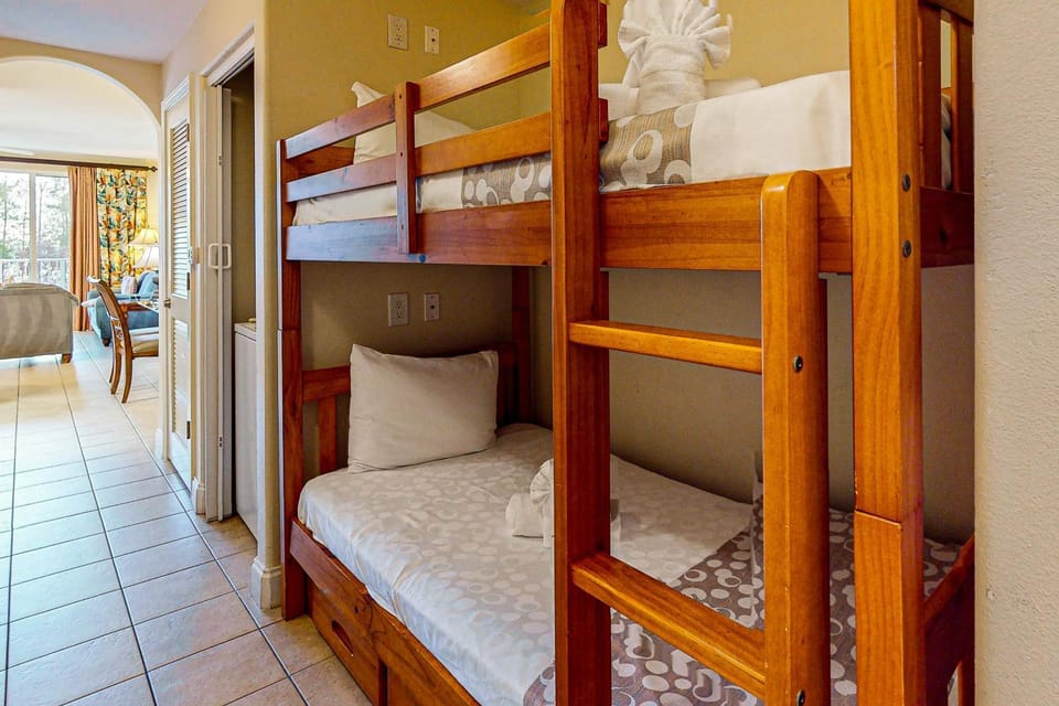 Bed, Bedroom, bunk bed