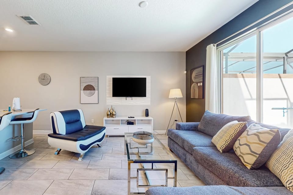 TV and multimedia, Living room, Seating area