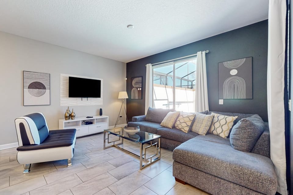 TV and multimedia, Living room, Seating area