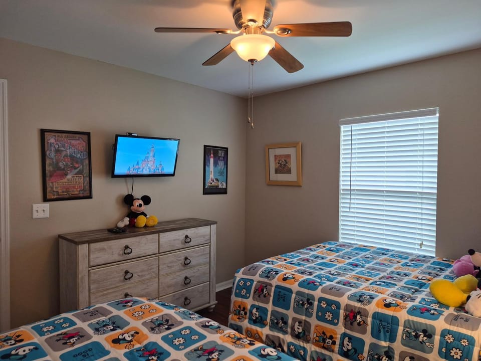 Bed, Bedroom