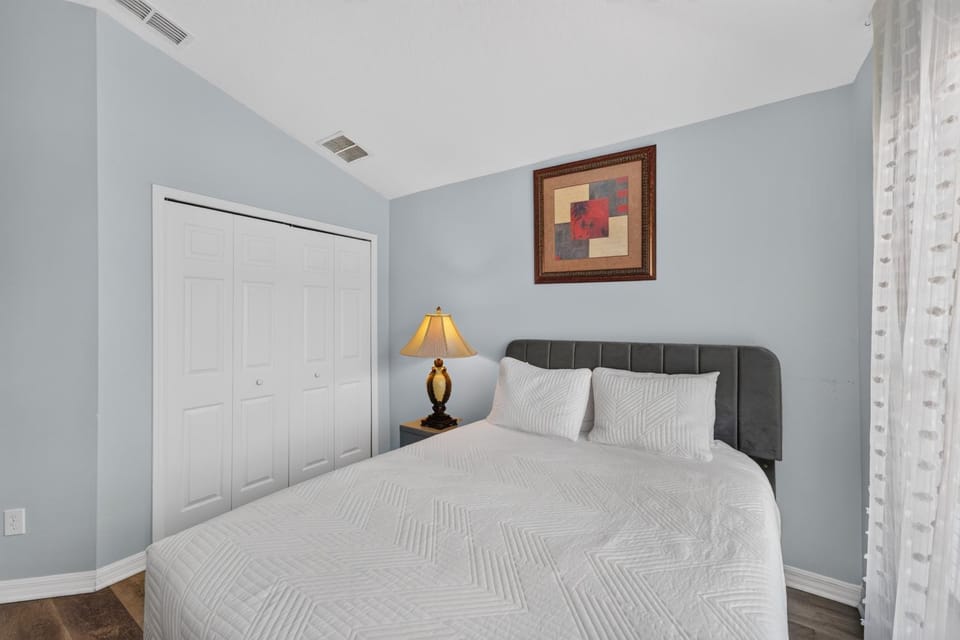 Bed, Bedroom