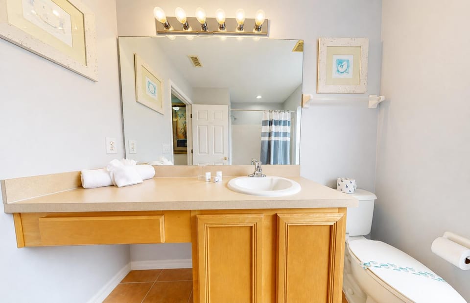 Bathroom, Bath