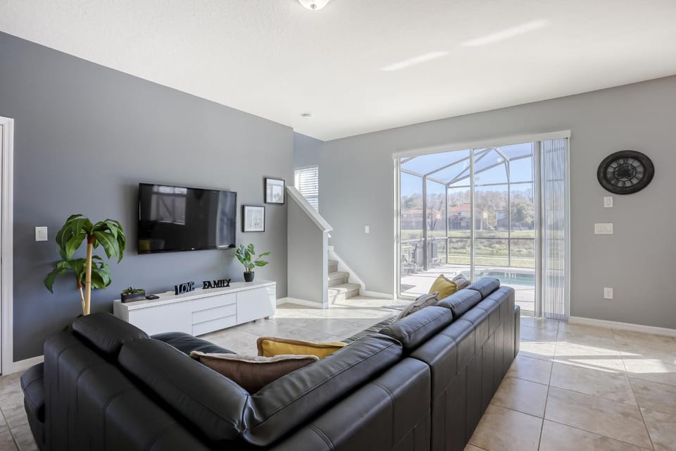 TV and multimedia, Living room, Seating area