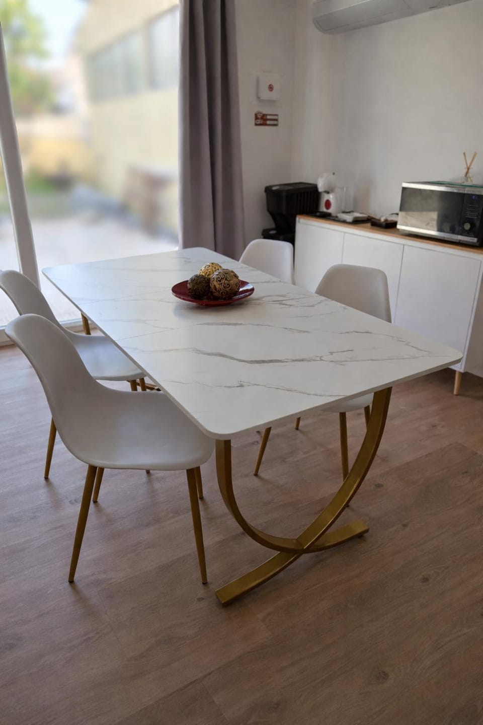 Living room, kitchen