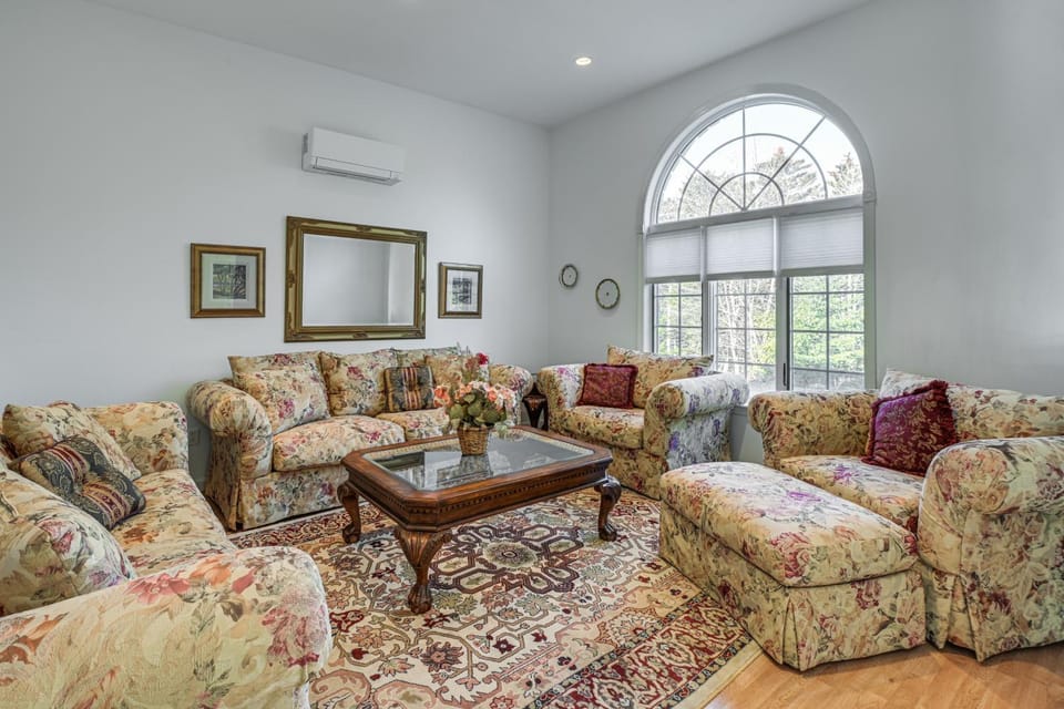 3 Mi to Acadia National Park: Spacious Getaway! House in Acadia National Park