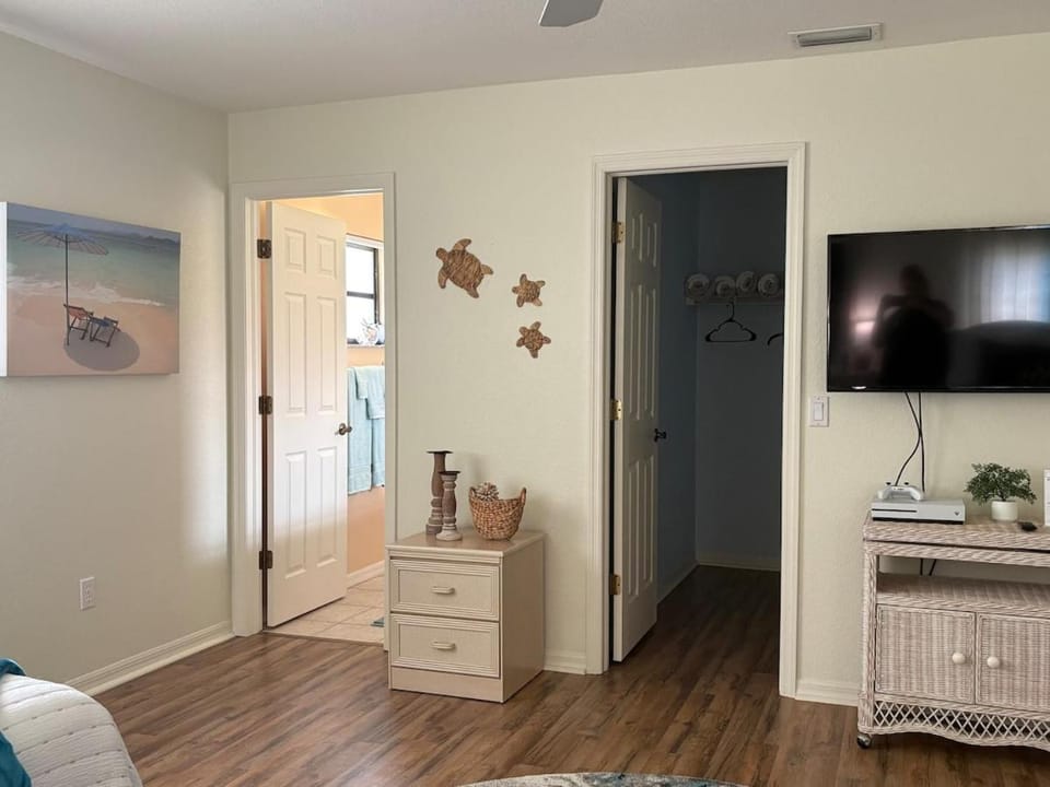 TV and multimedia, Bedroom