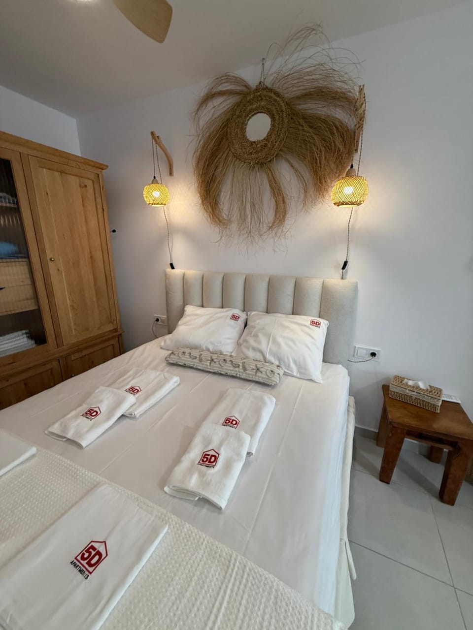 BoHO Apartment DOBRY DZIEN with Rooftop Pool 5D Apartments Apartment in Torrevieja