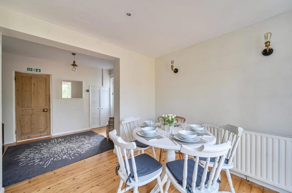 Living room, Other, Seating area, Dining area