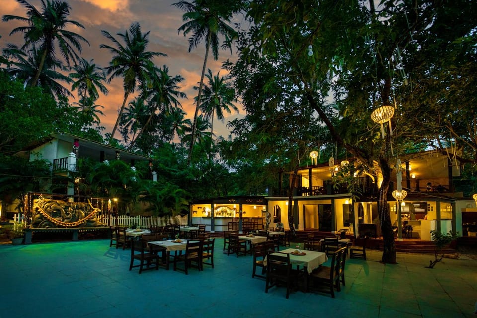 Restaurant/places to eat, Restaurant/places to eat