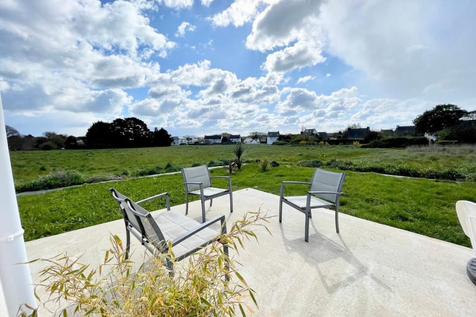 Charmante maison récente Piscine Proche plages House in Brittany