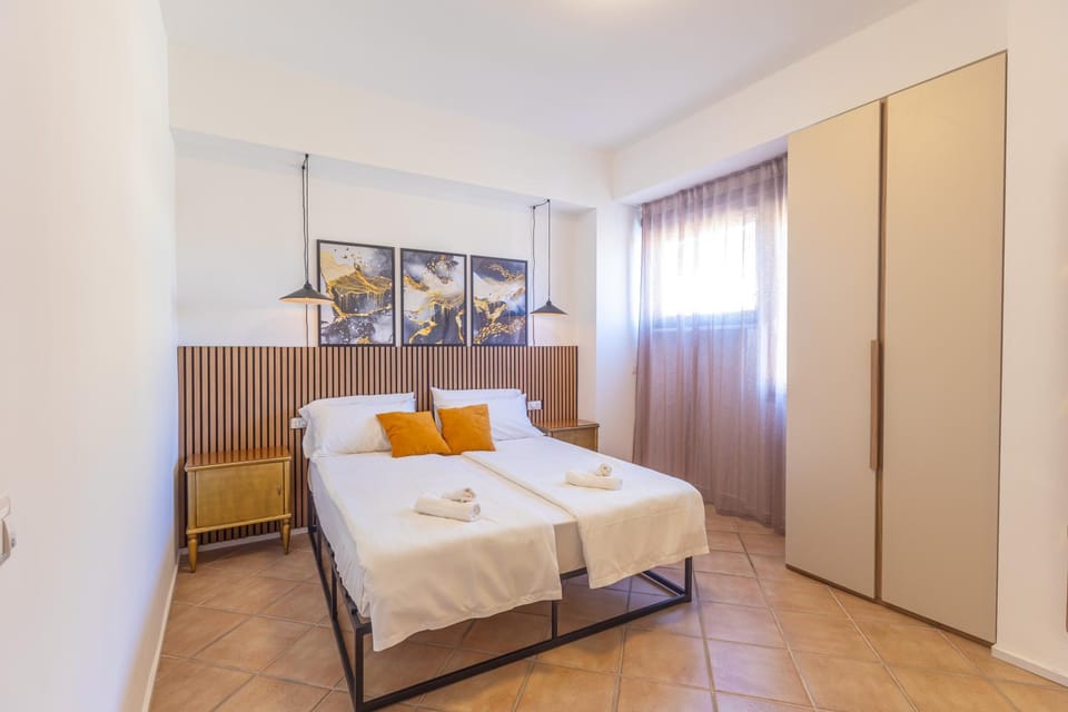 Bed, Photo of the whole room, Bedroom, wardrobe