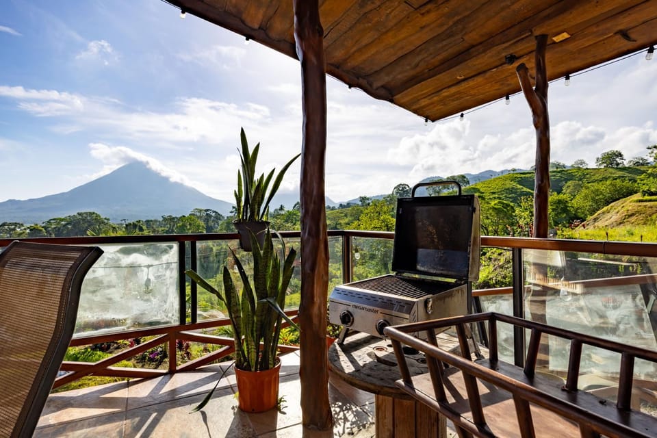 Lua Pele House - Arenal Volcano & Lake views House in Alajuela Province