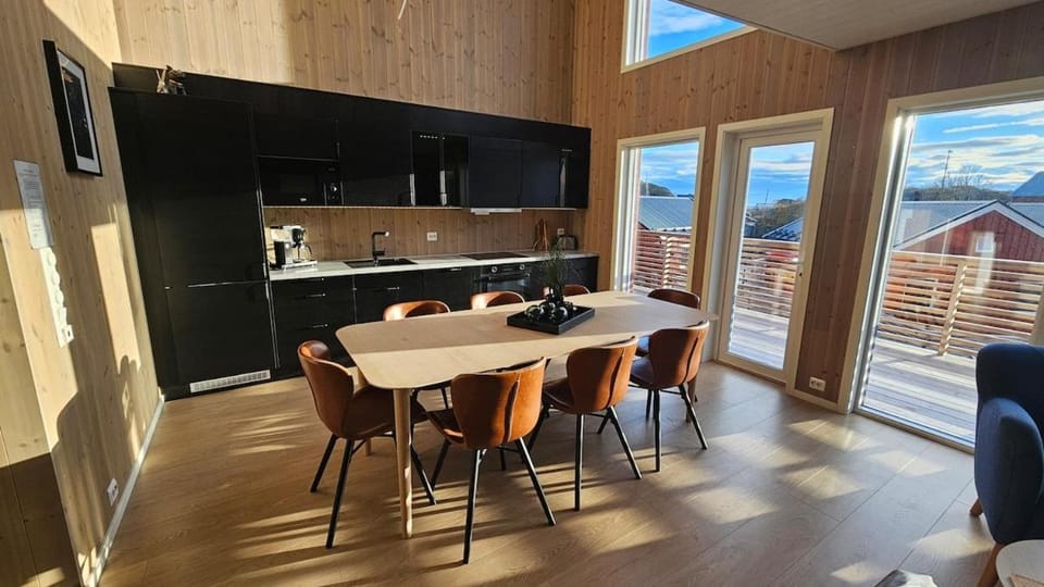Lofoten Seaview cabin, Finnvika Cabin in Lofoten
