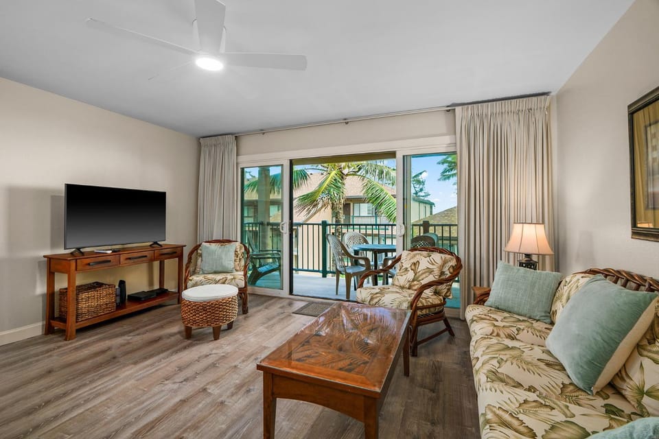 Pono Kai Resort by Chase N Rainbows - 2 Bedroom Partial Ocean View #G308 Apartment in Kapaa