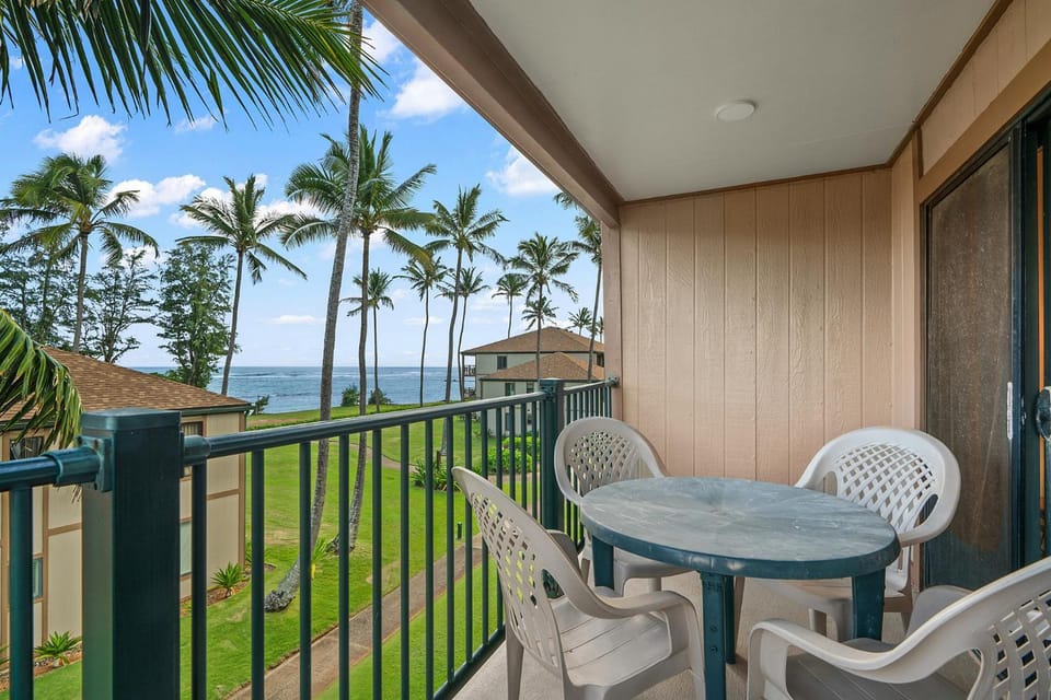 Day, View (from property/room), Balcony/Terrace, Seating area, Dining area, Sea view, furniture