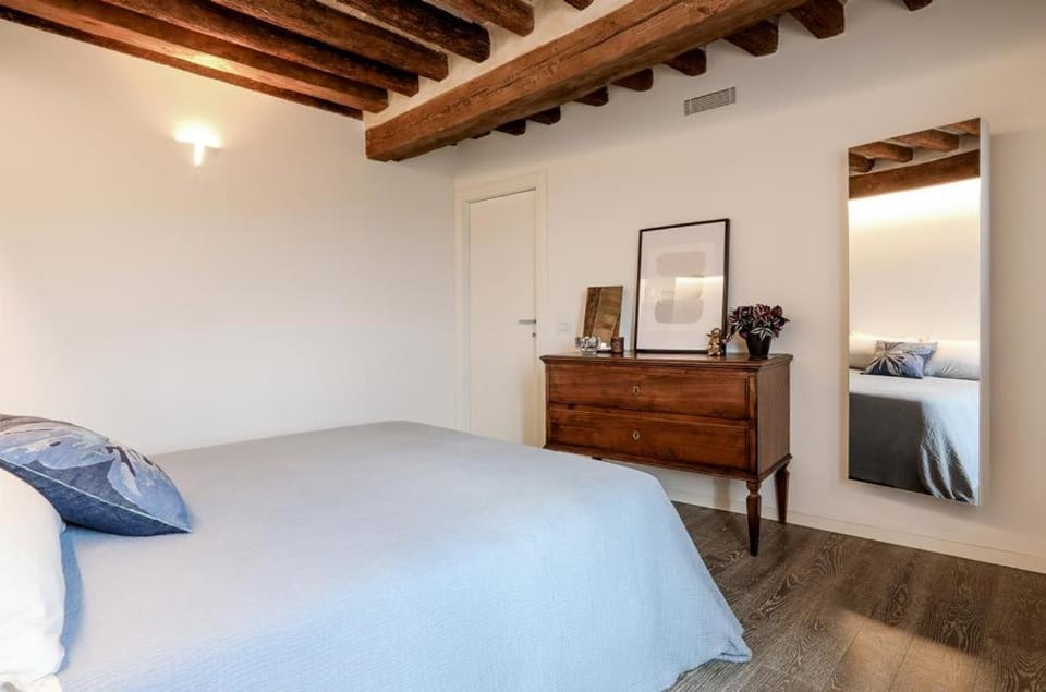 Suite 64 Apartment in Urbino