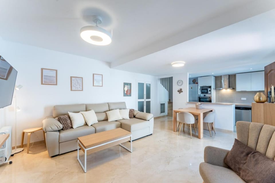 SR Las Cancelas 3BDR townhouse in Marbella Centre House in Marbella