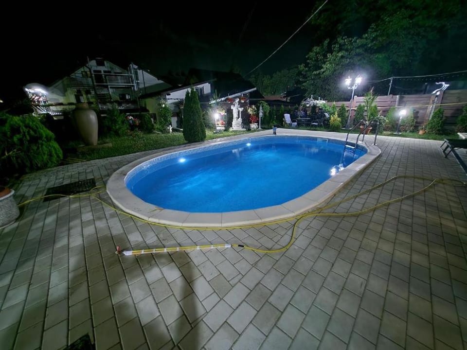 Property building, Swimming pool