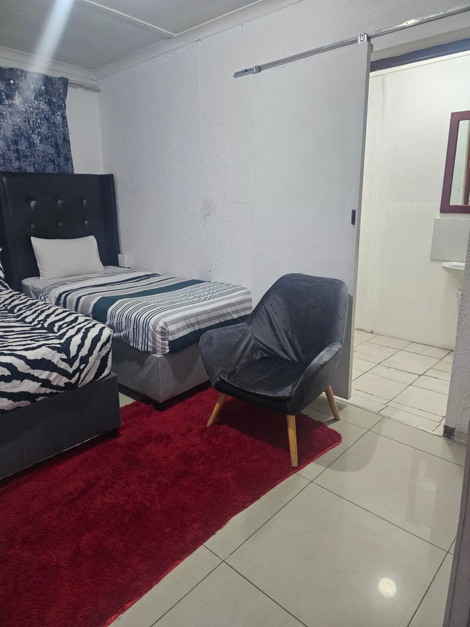 Ludinz Self Catering Accommodation Bellville Bed and Breakfast in Cape Town