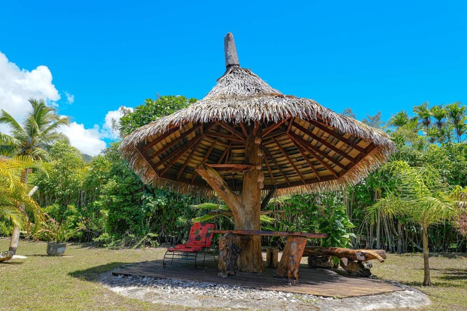 Peaceful 2BR Bungalow near beach House in Moorea-Maiao