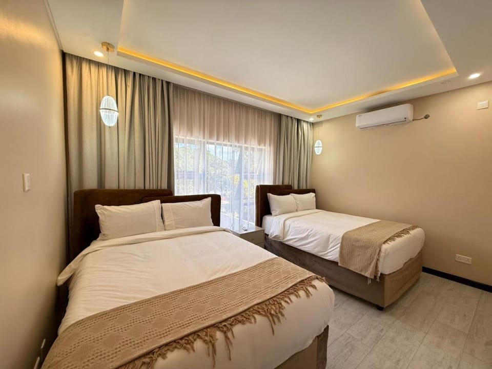 Bed, Bedroom, air conditioner