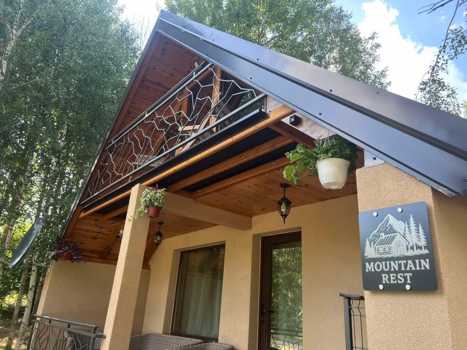 Mountain rest Brezna House in Montenegro