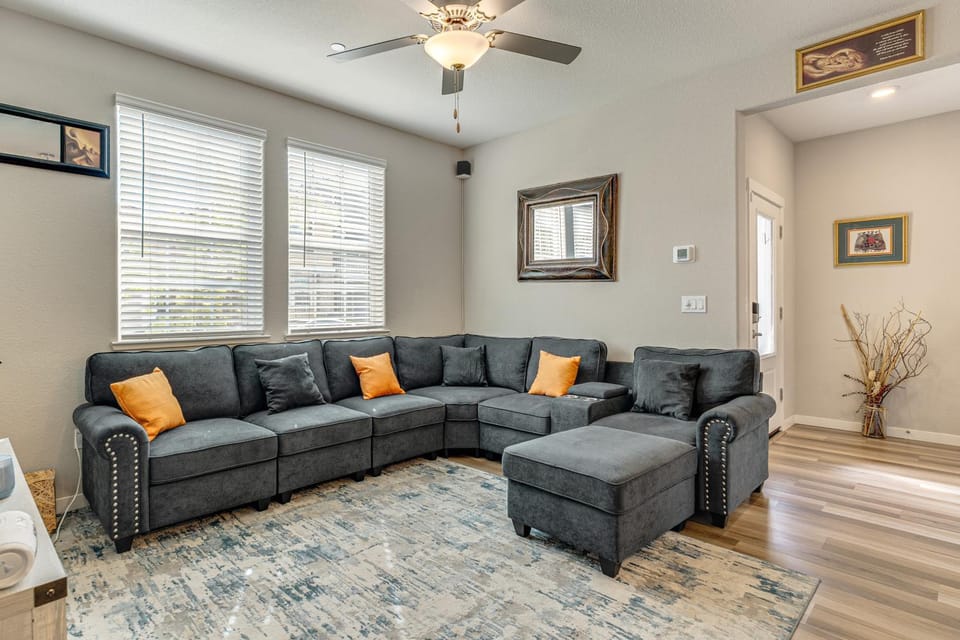 Explore, Shop and Relax! Getaway in West Sacramento House in West Sacramento