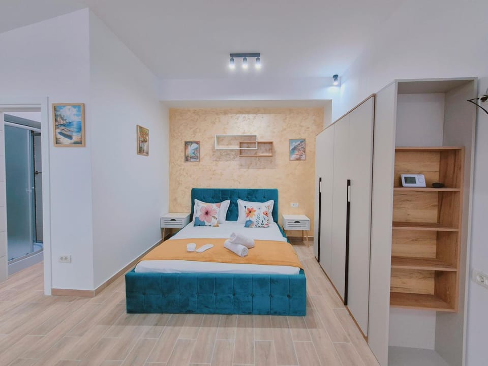 Bed, Photo of the whole room, Bedroom, wardrobe