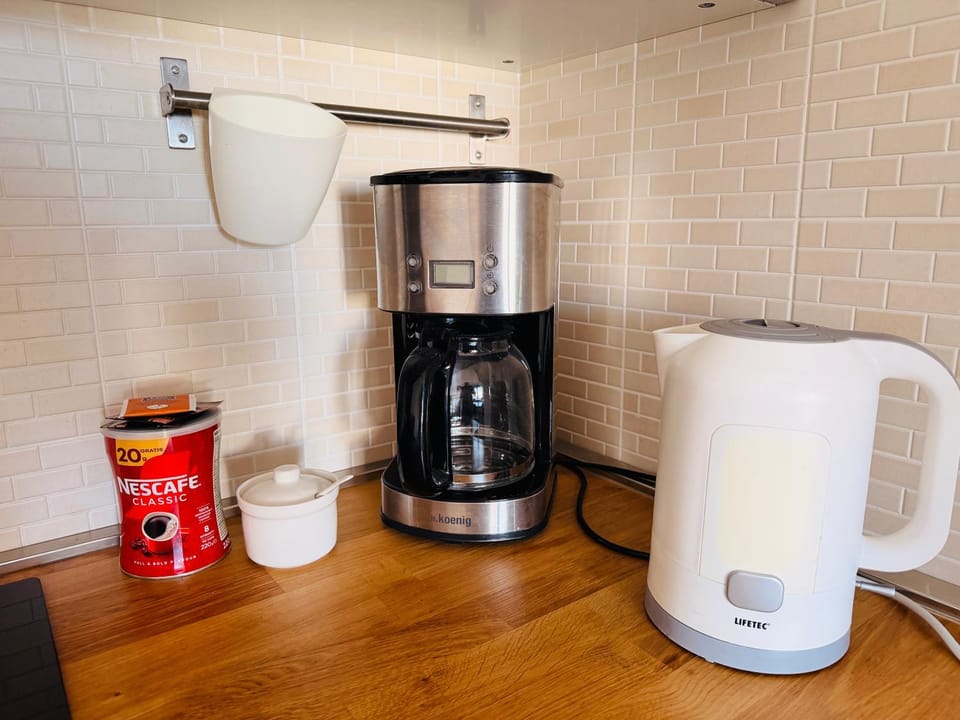 Coffee/tea facilities