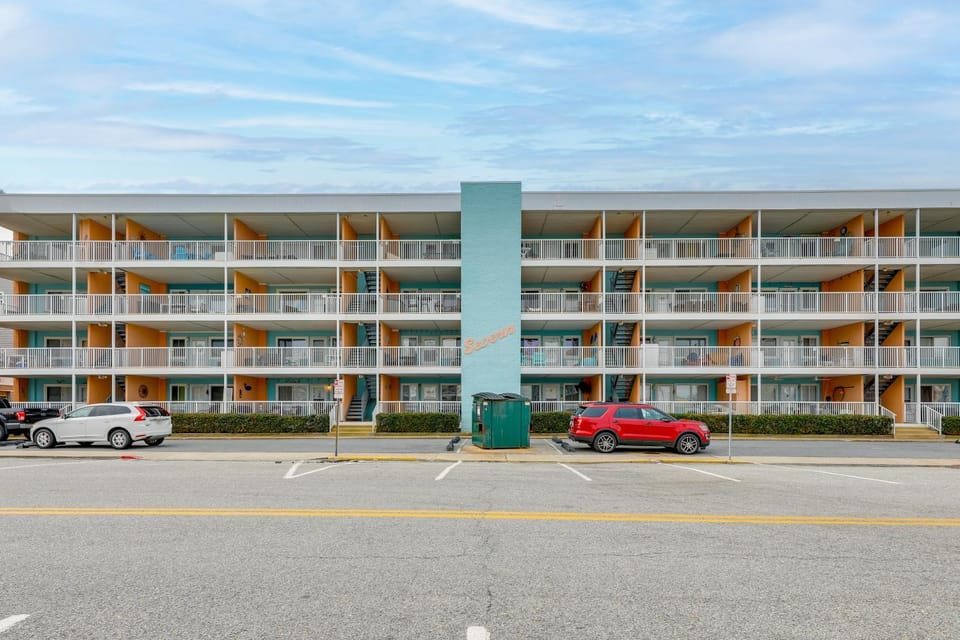 Beachside Bliss! Ocean City Condo w/ Large Balcony House in Ocean City