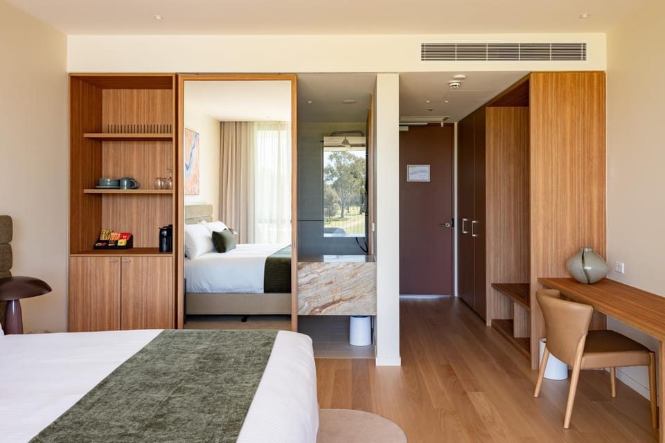 Reflections at Rich River Hotel in Moama