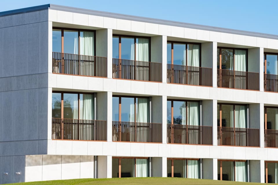 Reflections at Rich River Hotel in Moama