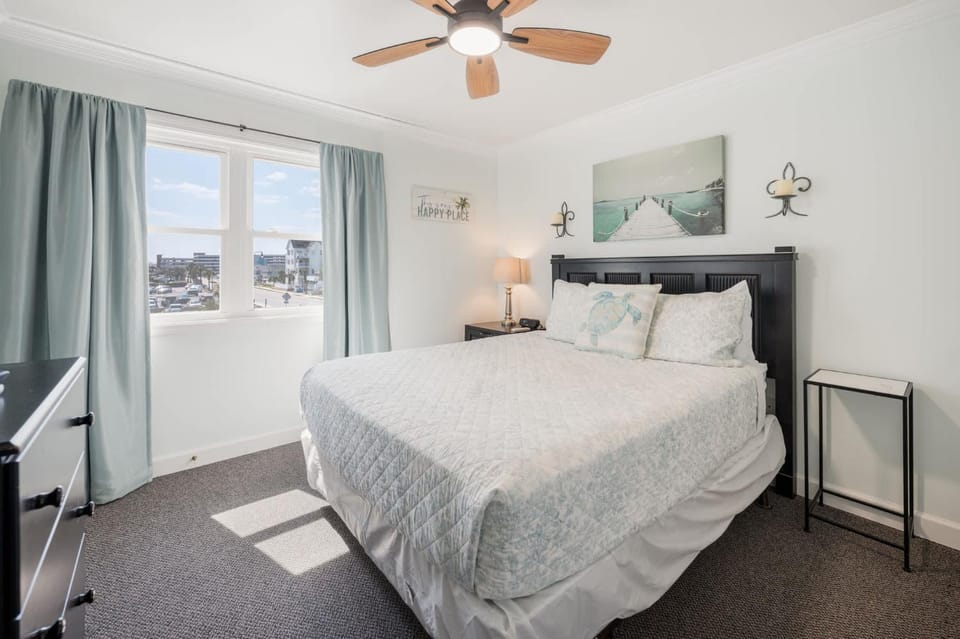 Beautifully Decorated Unit at Palmwood Villas 3BR House in North Myrtle Beach